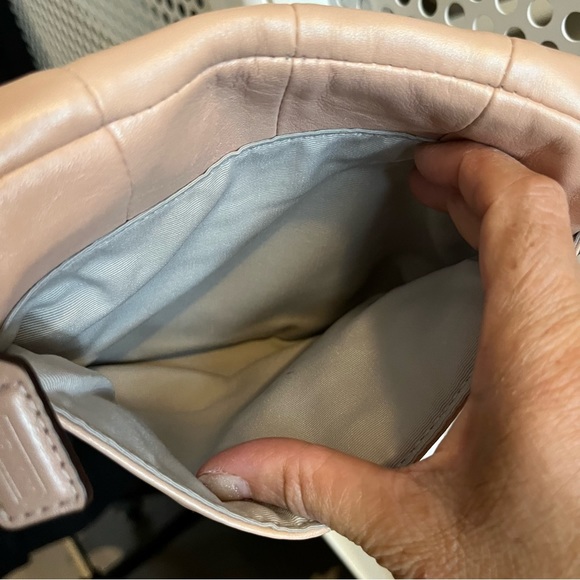 Coach Soho Leather Sling Crossbody Flap Bag Small in Ballerina Pink GUC - Picture 8 of 16